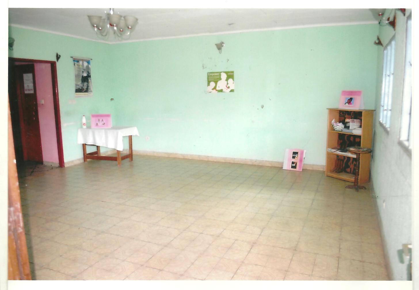 Room emptied, inside the Center on November 23, 2014 (by Adonis Tchoudja)