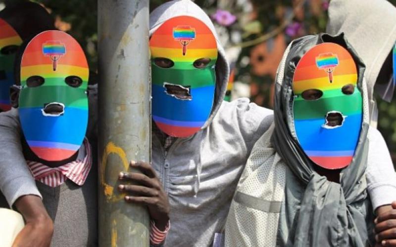 Masked protest (Dai Kurokawa / EPA photo courtesy of Pambazuka News)