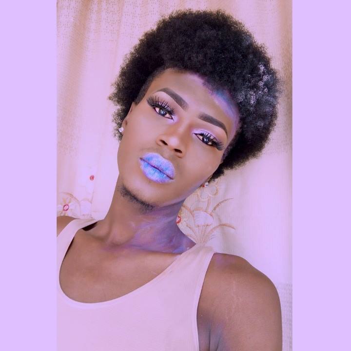 Onyx Godwin Ogaga explains cross-dressing. (Photo courtesy of YouTube)