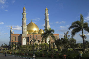 Depok's Dian al Mahri mosque in Muslim-majority Indonesia (Photo courtesy of Rafy Sugiri / Flickr)