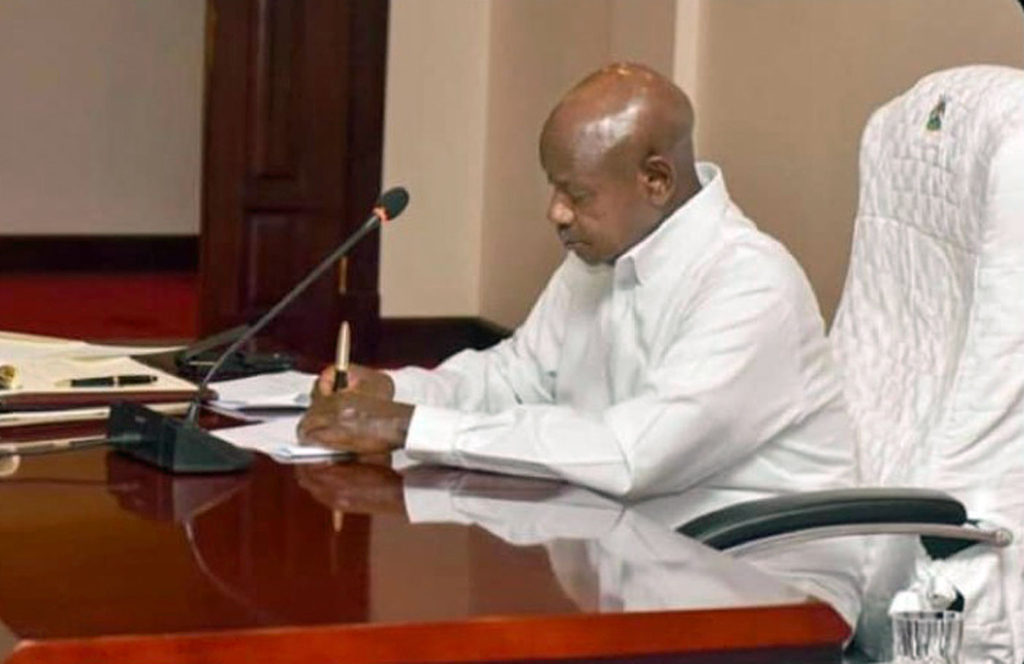 UgandaUganda President Yoweri Museveni signs the Anti-Homosexuality Act of 2023. (Photo courtesy of State House Uganda) President Yoweri Museveni signs Anti-Homosexuality Bill 2022, turning it into the Homosexuality Act Law 2023. (Photo courtesy of State House Uganda)