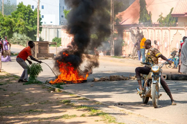 Burning barricade during Oct. 21 protests in Garoua, Cameroon. (Photo courtesy of AFP)