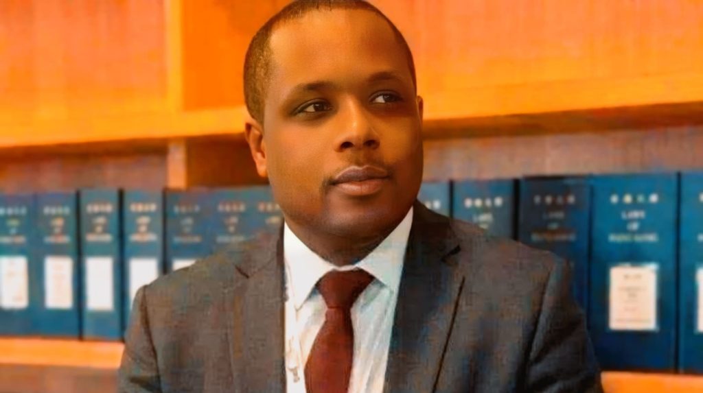 Saliou Dicko, in his capacity as Public Prosecutor of Senegal, heads the Public Prosecutor’s Office, which brings public prosecutions and supports the prosecution (image @senenews).